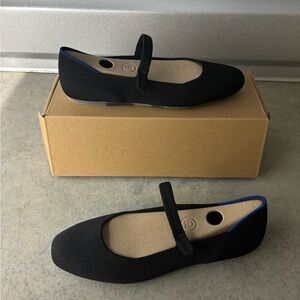 Rothys The Square Mary Jane Size 7.5 barely worn